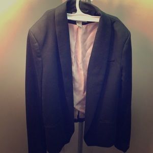 Women’s blazer wear to work